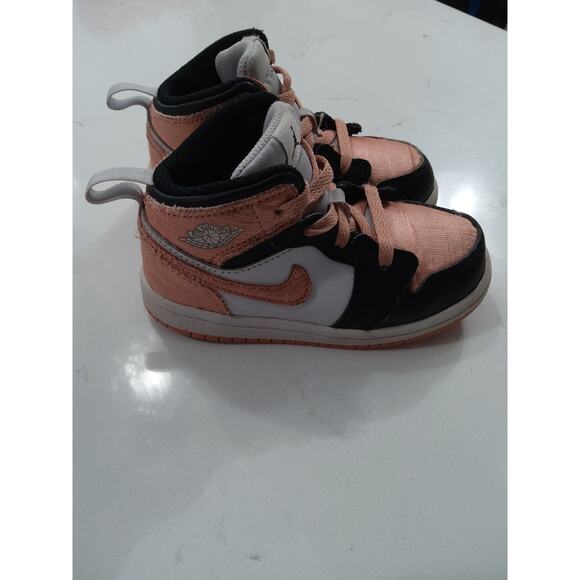 Nike Air Jordan Retro 1 mid light matter athletic size 8 kids Outdoor - Picture 4 of 8